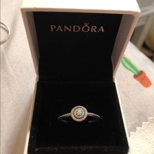 •PANDORA• Radiant Elegance, Clear CZ ring